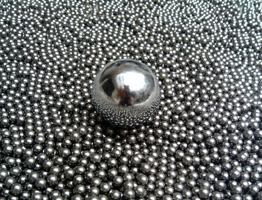 ���P����